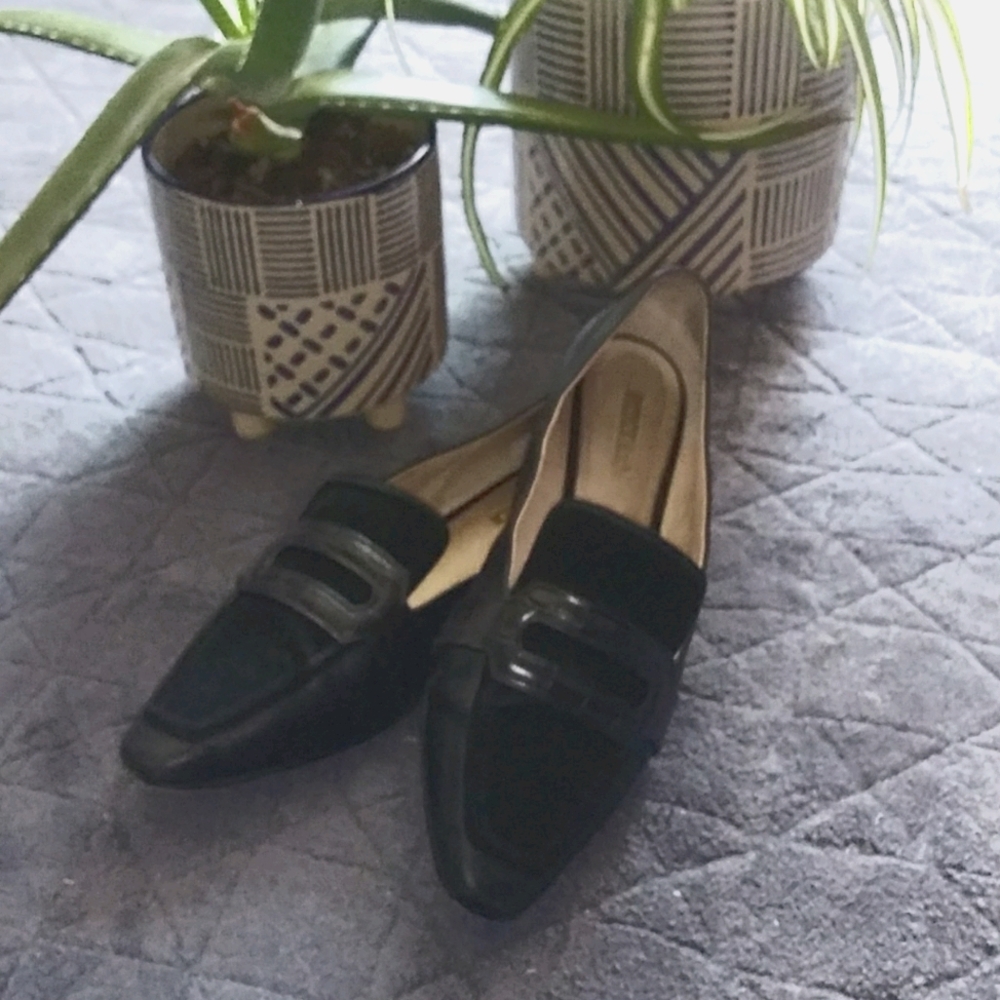 Nice Black Flats